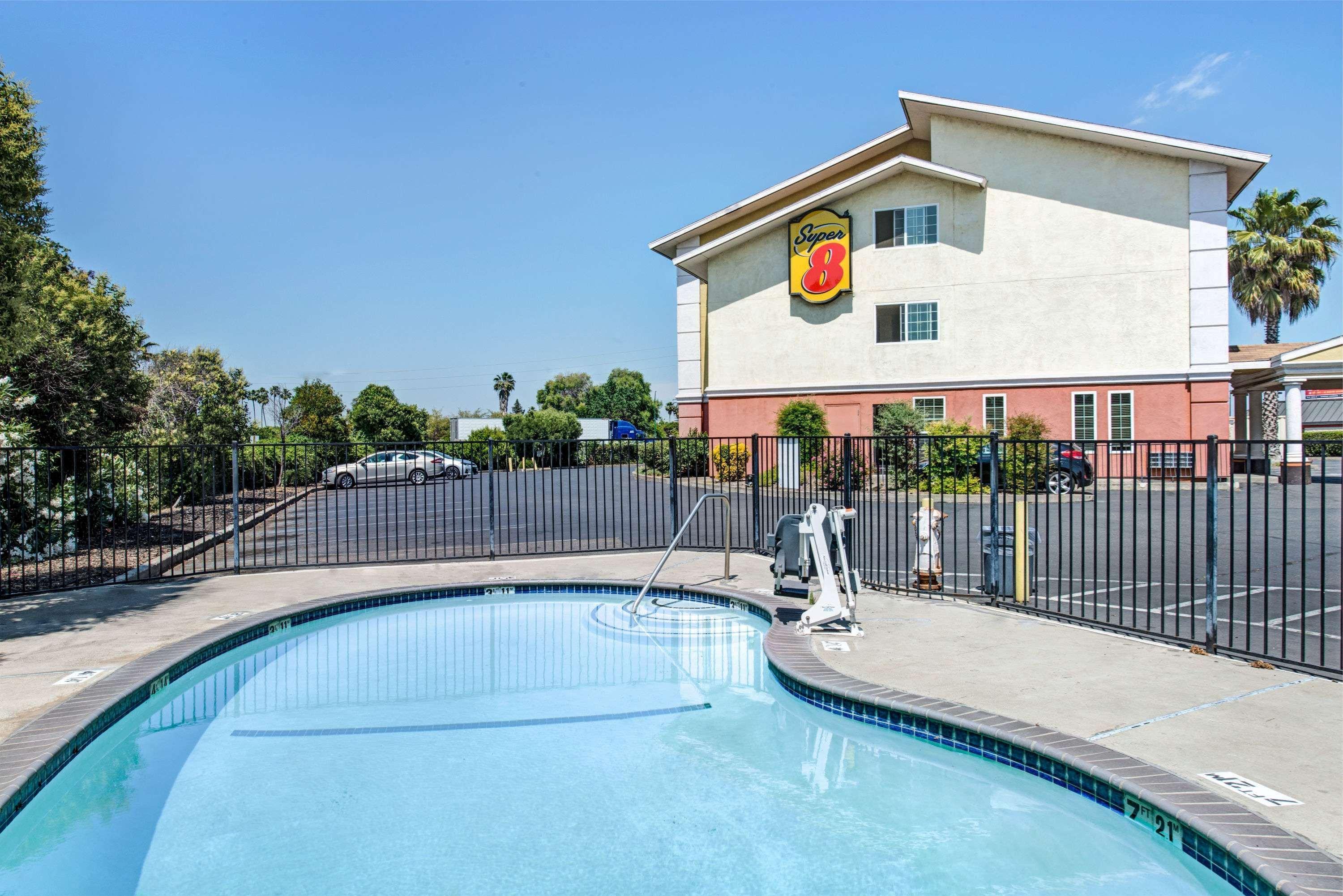 Super 8 By Wyndham Sacramento/Florin Rd Hotel Freeport Kültér fotó