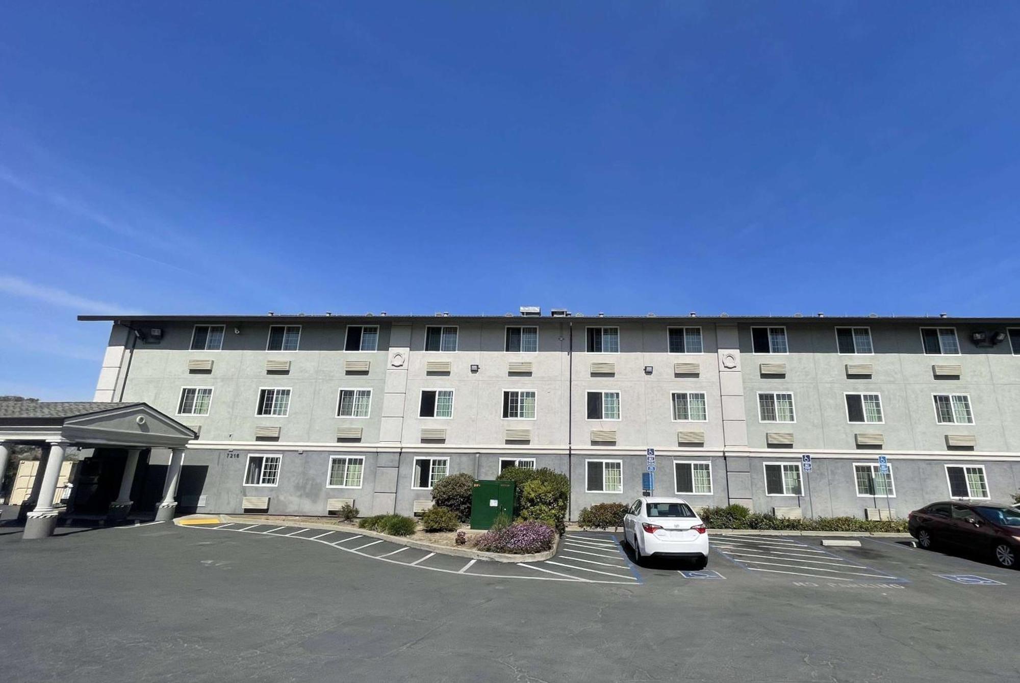 Super 8 By Wyndham Sacramento/Florin Rd Hotel Freeport Kültér fotó
