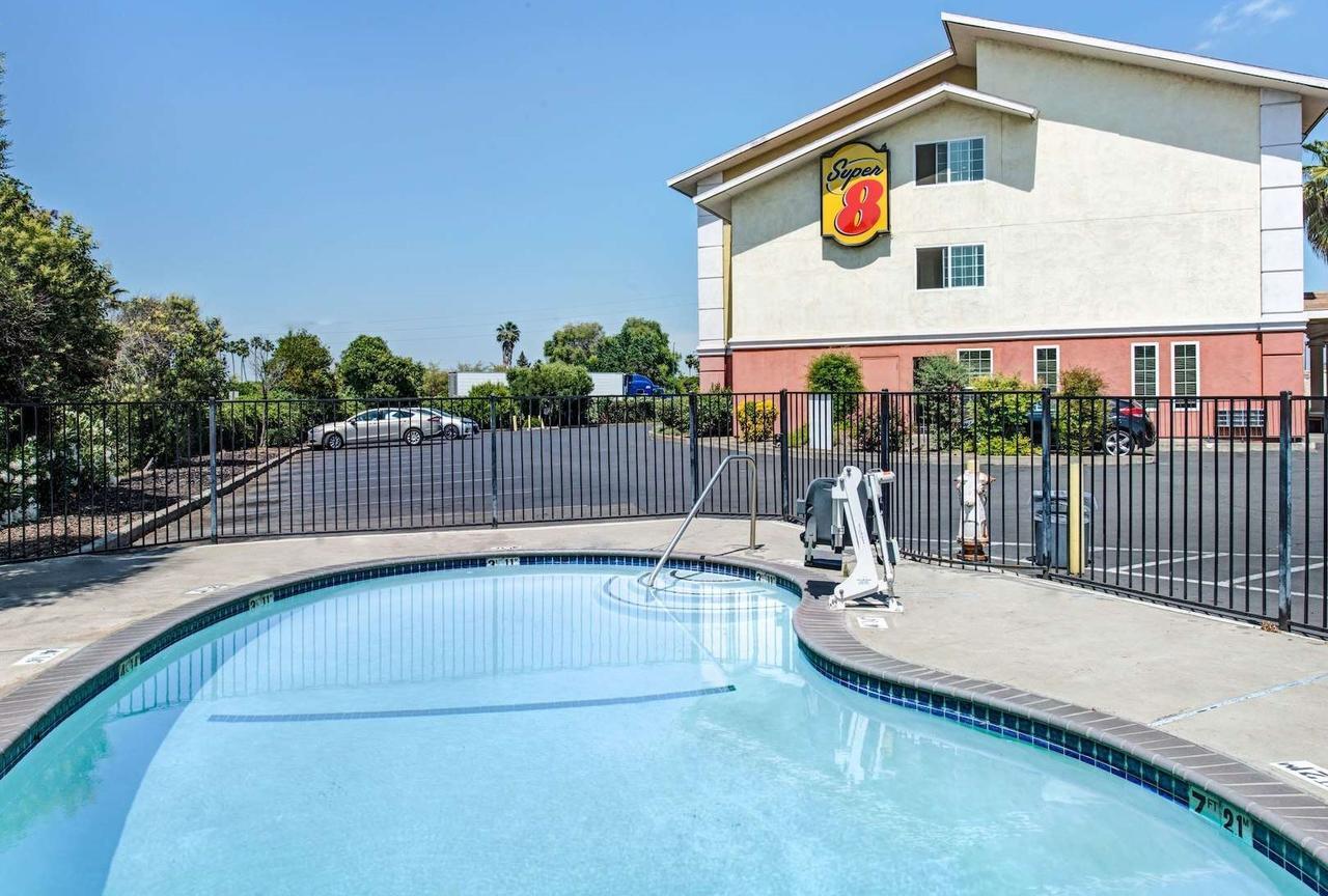 Super 8 By Wyndham Sacramento/Florin Rd Hotel Freeport Kültér fotó